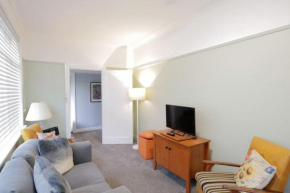 The Sunfilled Cottage, Tenterfield